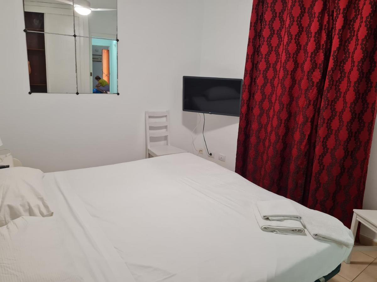 Habitaciones Nathaly Armenime Esterno foto